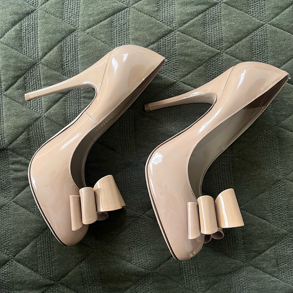 Valentino Patent leather bow heels